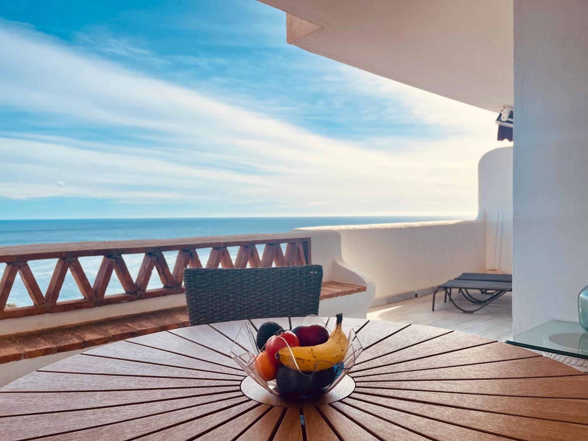 Marina Sunrise, Preciosas Vistas Al Mar Apartment La Herradura  Bagian luar foto